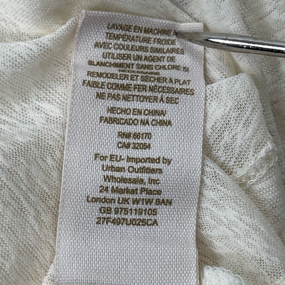 Free People Shirt Womens Small Ivory Cream Lace Blouse Short Cap‎ Sleeves - Picture 9 of 9